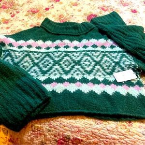 Free People sweater large NWT green